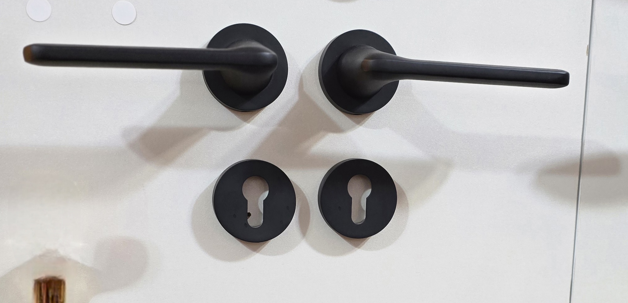 دستگیره دو تیکه برند GKکد A 30105 رنگ مشکی🌑